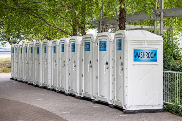 Portable Toilet Options We Offer in Green Park, MO